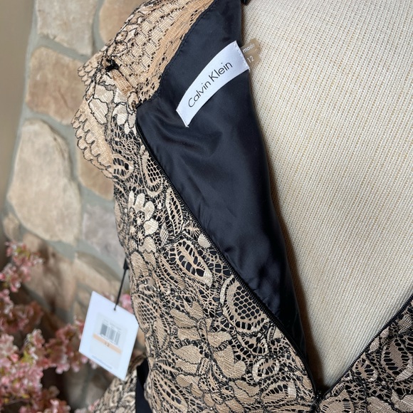 COPY - NEW with tags. Calvin Klein lace dress with black lining, back slit. Siz… - Picture 5 of 8